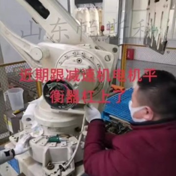 碼垛機器人廠家推薦的保養(yǎng)注意事項 
